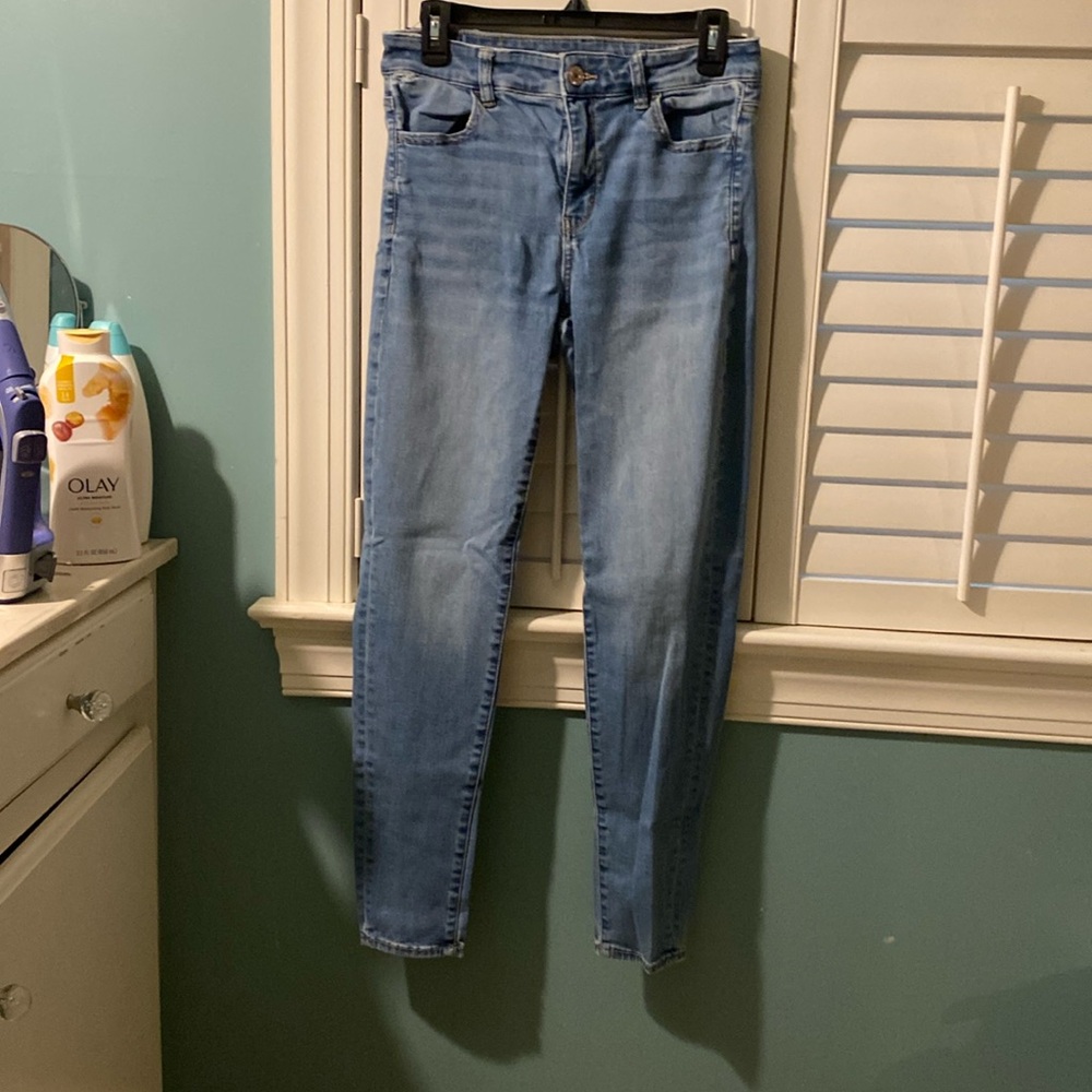 American Eagle medium blue jeans, size 10